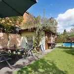 Apartment Mit Aufenthaltsraum *