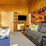 Apartment Mit Aufenthaltsraum *
