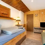 Mit Aufenthaltsraum Apartment