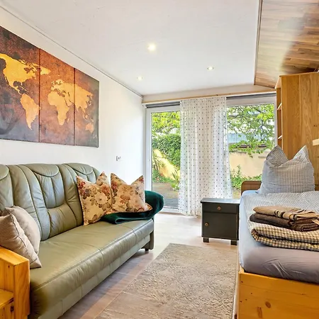 아파트 Mit Aufenthaltsraum *